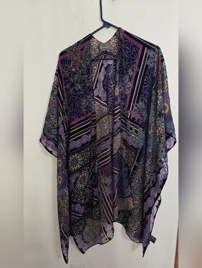 Anthropologie Purple Floral & Black Patterned Kimono
